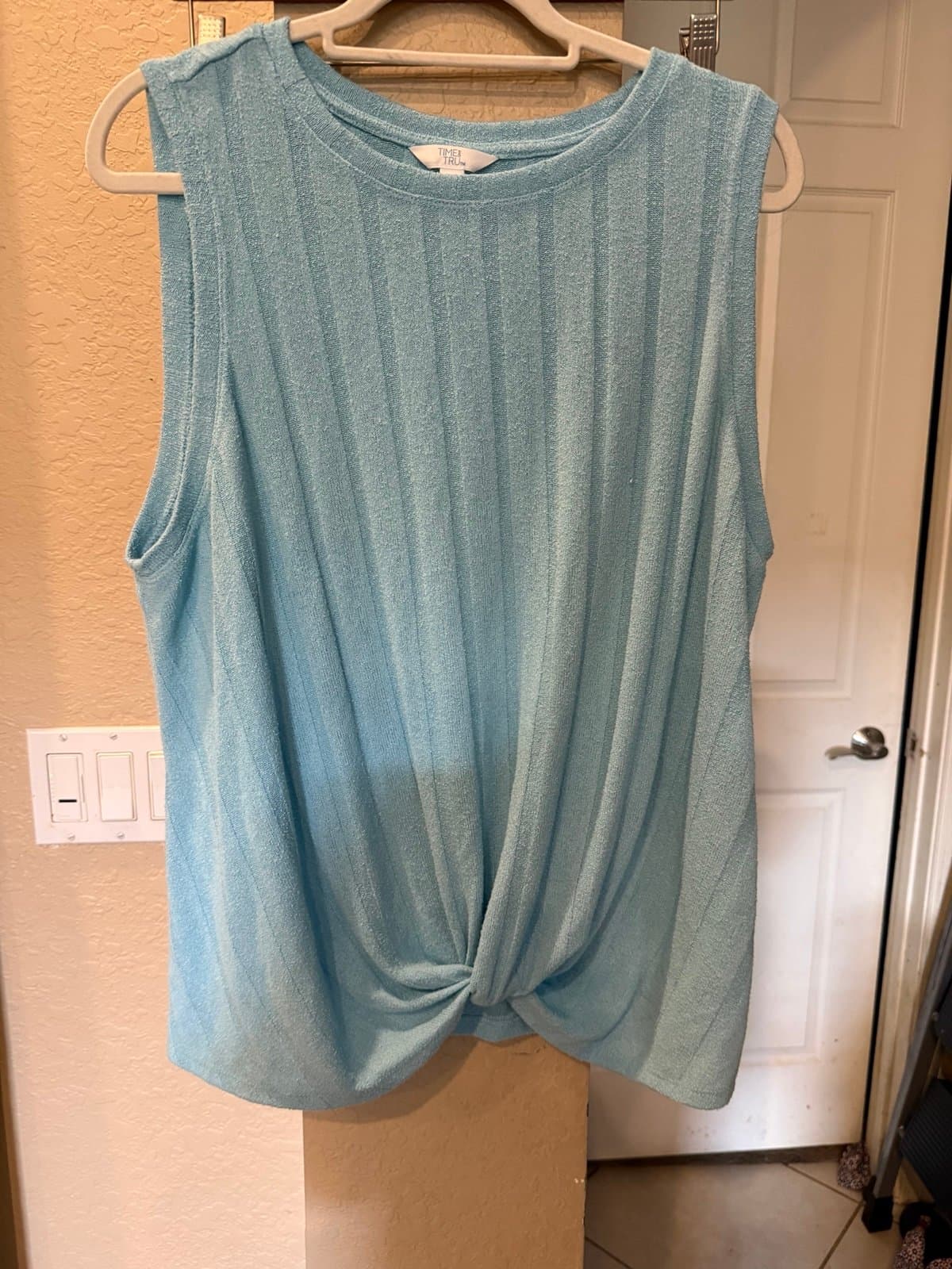 Time and Tru Light Blue Ribbed Knot Front Tank Top XXXL (22)