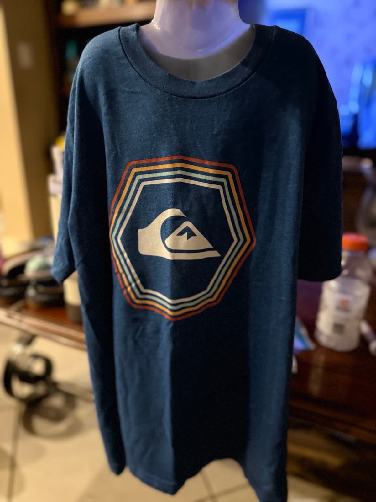 Quiksilver blue graphic tee M