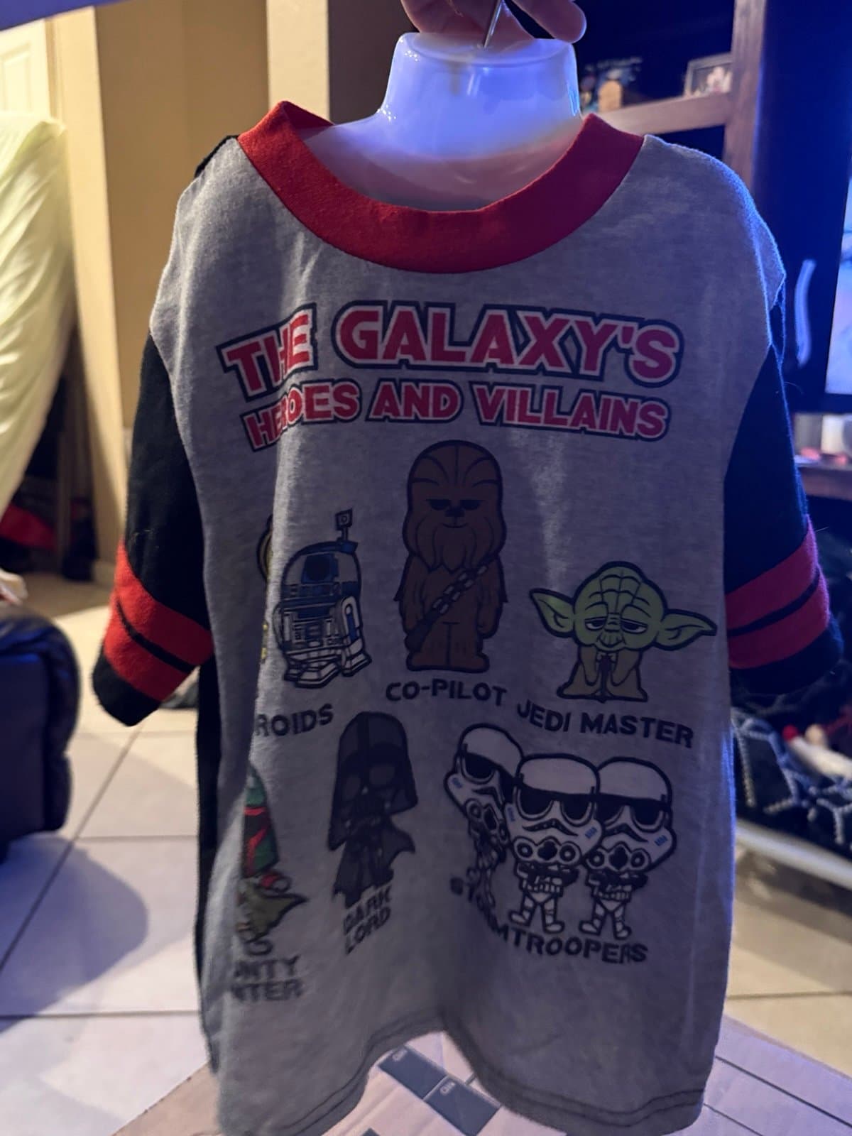 Star Wars Heroes & Villains Kids T-Shirt Size 8