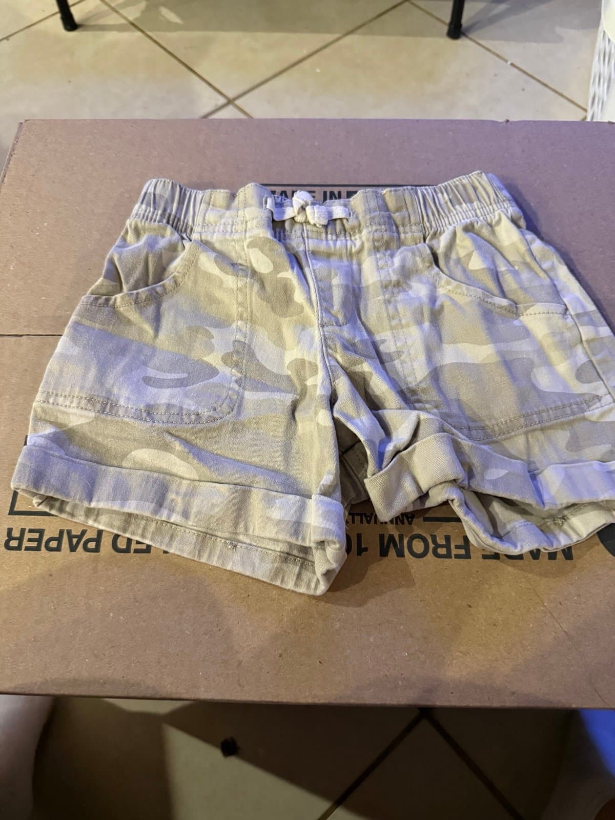 Wonder Nation Camo Shorts S (6-6X)