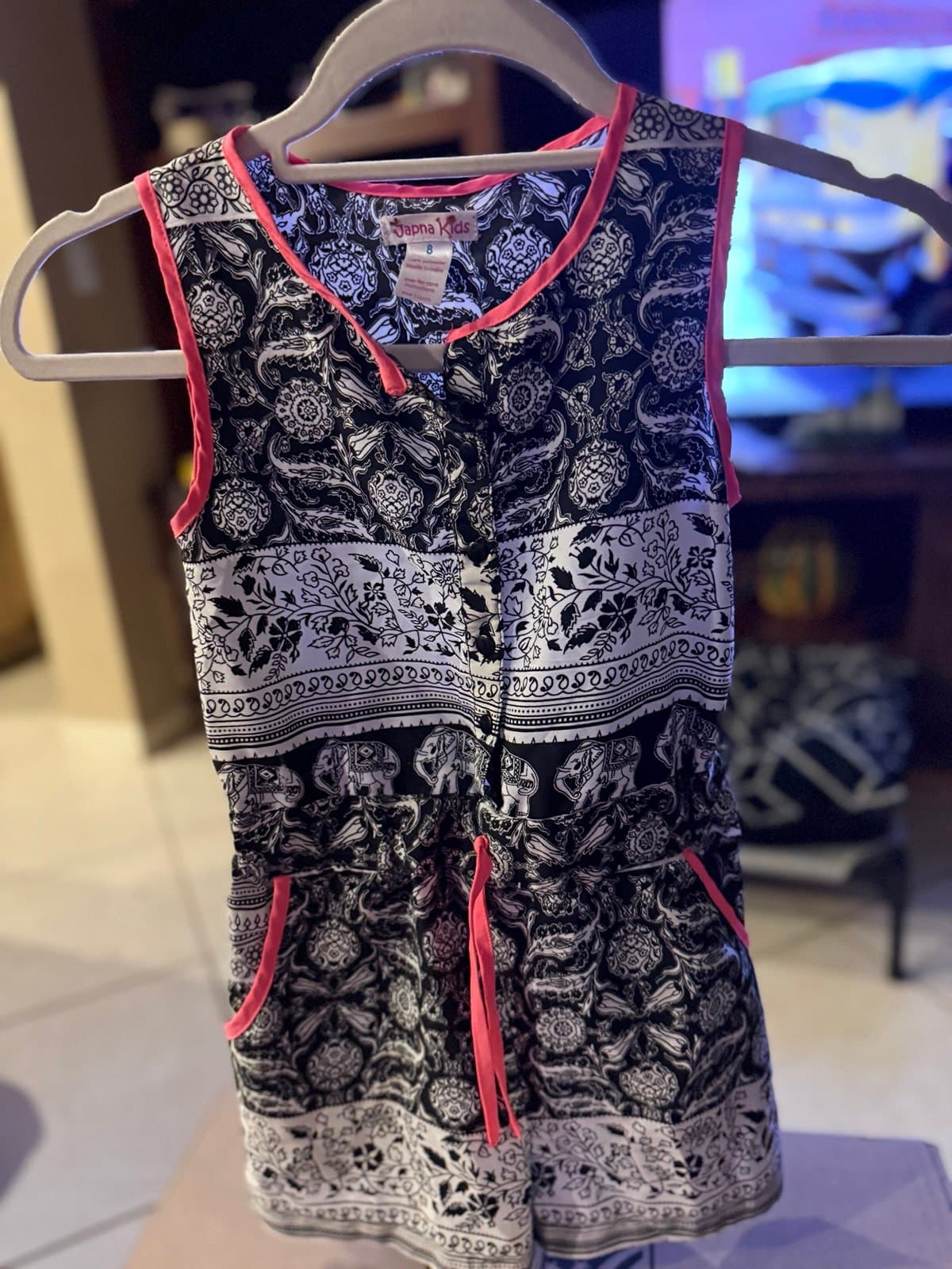 Japna Kids Black White Elephant Romper Size 8