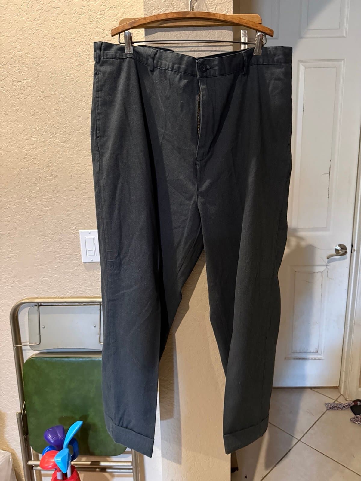 Old Navy Plain Front Khakis Dark Grey