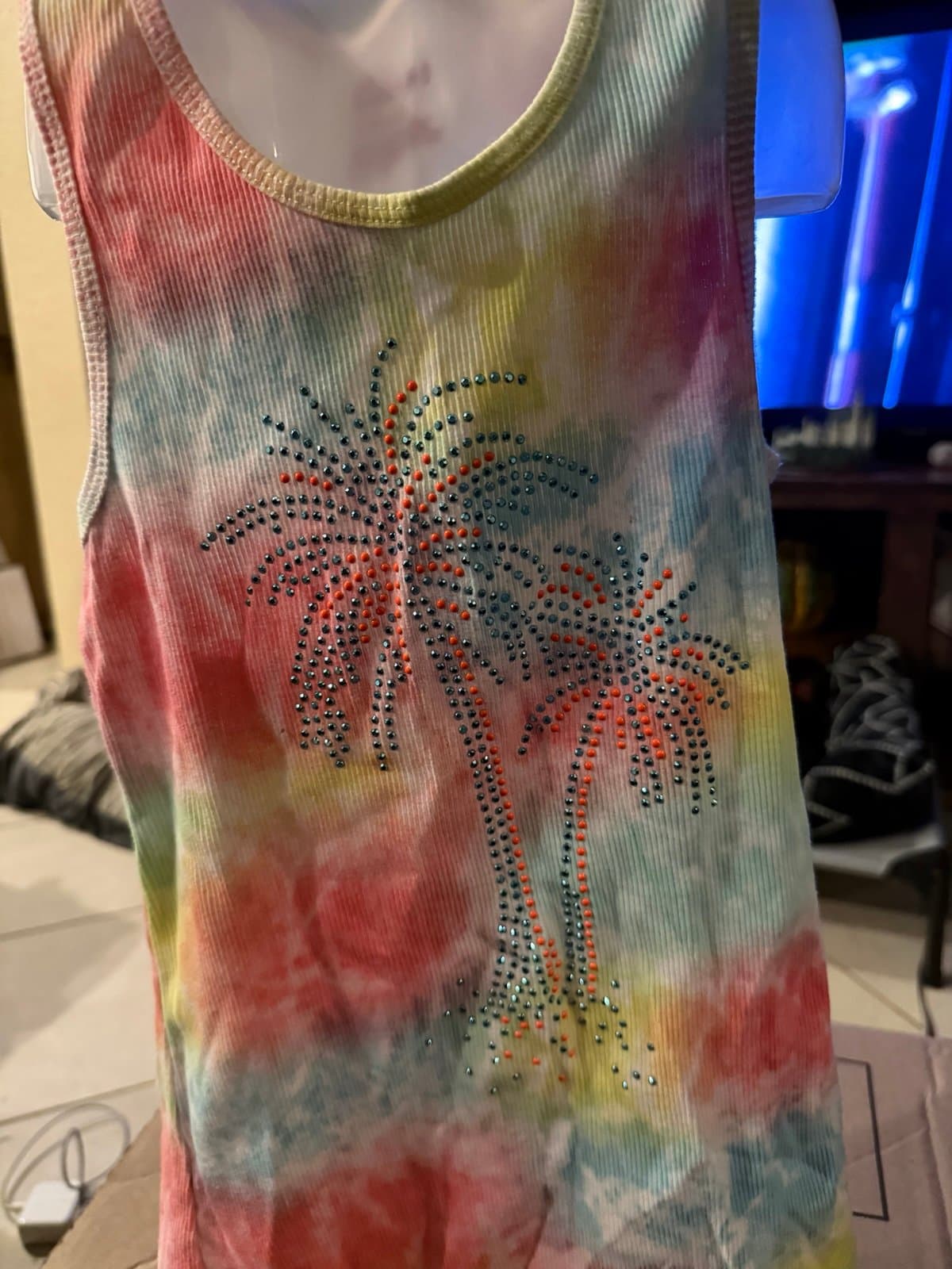 Epic Threads XL Ribbed Tank Top with Rhinestone Palm Trees - Thumbnail 2