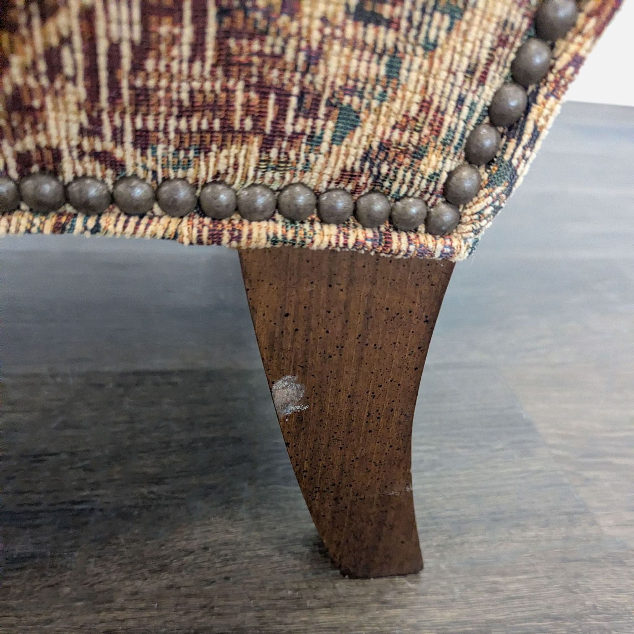 Lee Industries Patterned Lounge Chair with Wooden Legs - Thumbnail 7