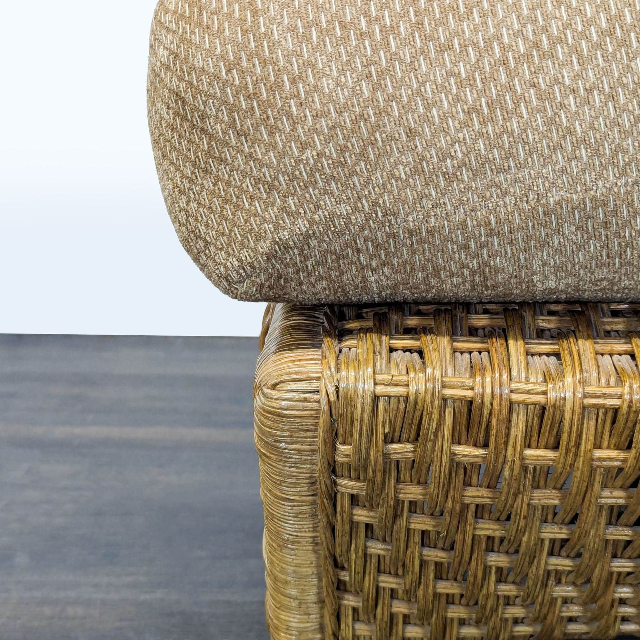 Lane Venture Wicker Ottoman with Cushion - Thumbnail 6