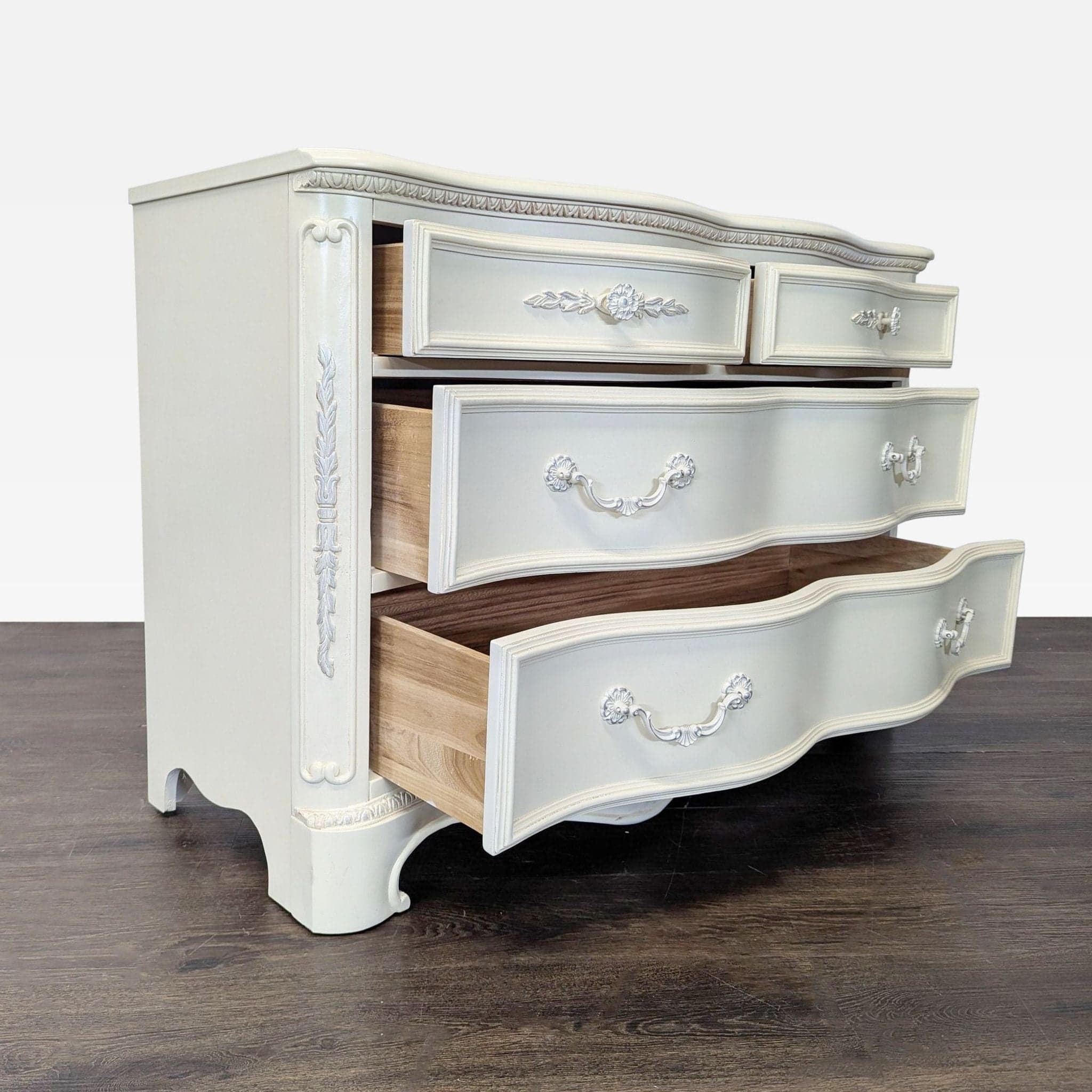 Lea Jessica McClintock Romance 4 Drawer French Provincial Dresser - Thumbnail 2