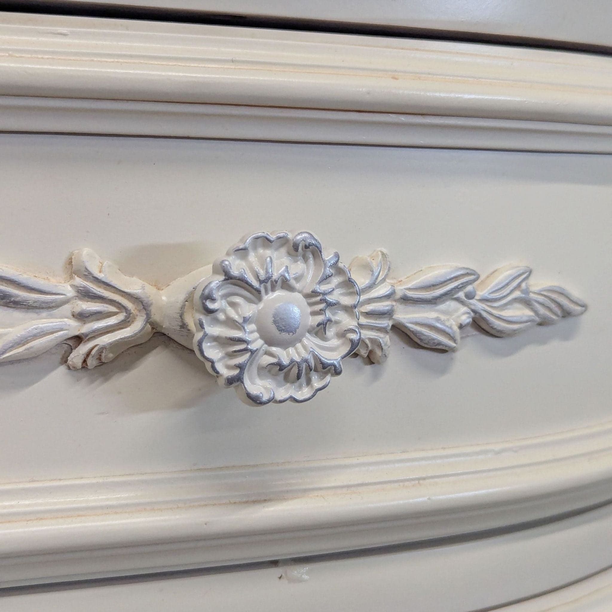 Lea Jessica McClintock Romance 4 Drawer French Provincial Dresser - Thumbnail 5