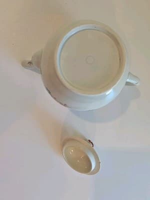 Antique Chinese Export Porcelain Famille Rose Teapot Qianlong Era Late 18thC - Thumbnail 11