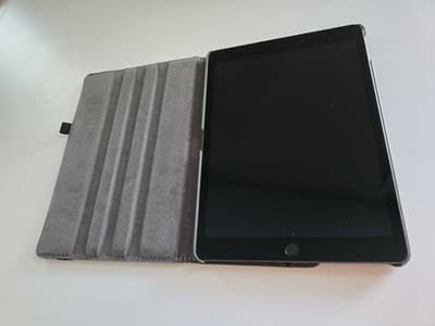 Apple iPad 10.2" 9th Gen A13 64GB WiFi + Cellular Unlocked Space Gray MK663LL/A - Thumbnail 2