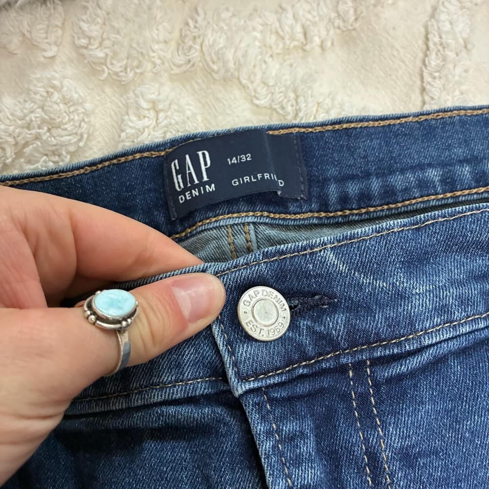 GAP Women's Dark Blue Straight Leg Jeans - Thumbnail 2