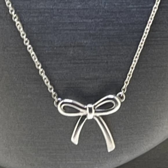 TIFFANY & Co. Bow Mini Ribbon Sterling Silver Charm Pendant Necklace 16” - Thumbnail 13