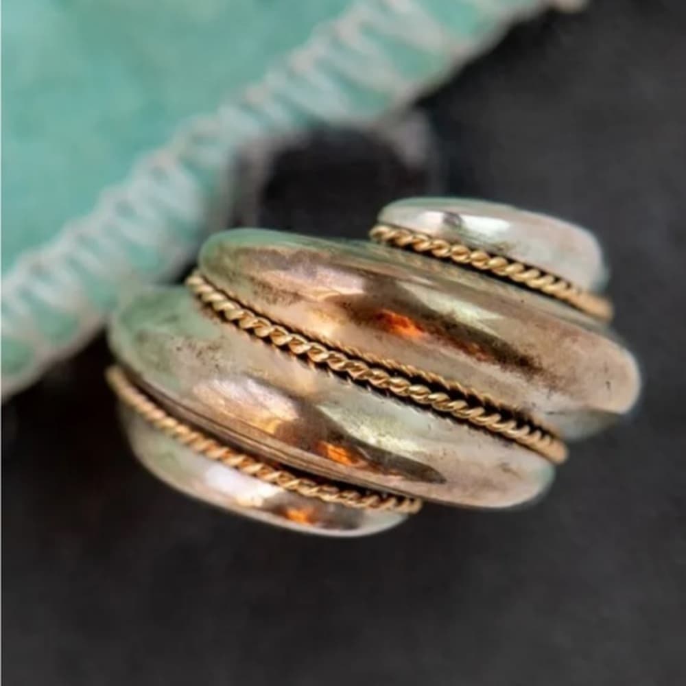 VINTAGE TIFFANY & CO. COCKTAIL RING, 18K AND STERLING SILVER SZ 6.25 - Thumbnail 4
