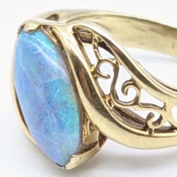 14K Yellow Gold Opal Cocktail Ring. Size 4 - Thumbnail 4