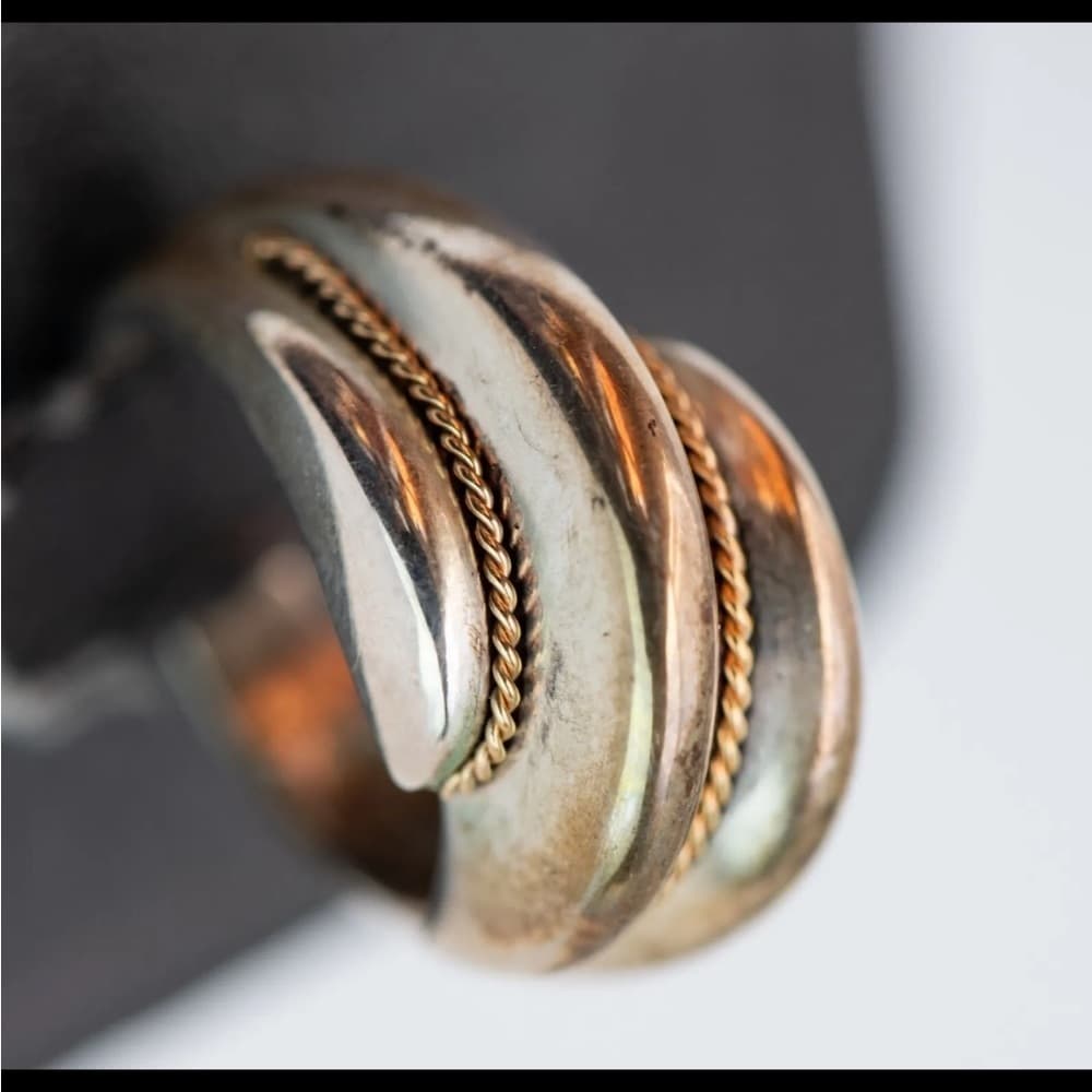 VINTAGE TIFFANY & CO. COCKTAIL RING, 18K AND STERLING SILVER SZ 6.25 - Thumbnail 2