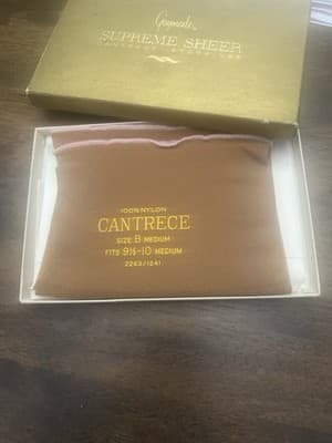 Gaymade Supreme Sheer 50s to early 60s New Old Stock In Box Color Aloha - Thumbnail 2