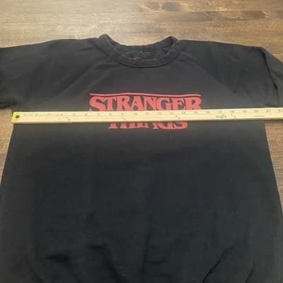 Stranger Things Netflix Sweatshirt Adult Unisex Black Red Size Small - Thumbnail 4