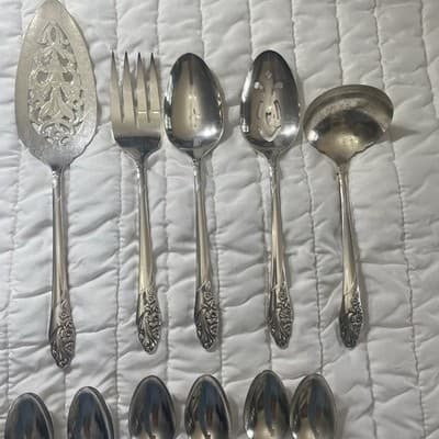 Oneida Community“Evening Star” Silverplated Flatware set 52 Pieces 1950’s - Thumbnail 10