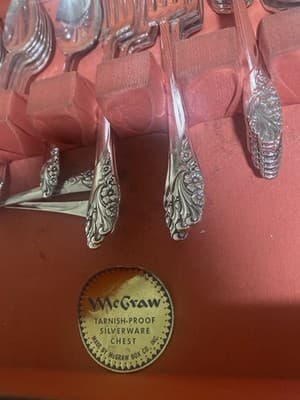 Oneida Community“Evening Star” Silverplated Flatware set 52 Pieces 1950’s - Thumbnail 2