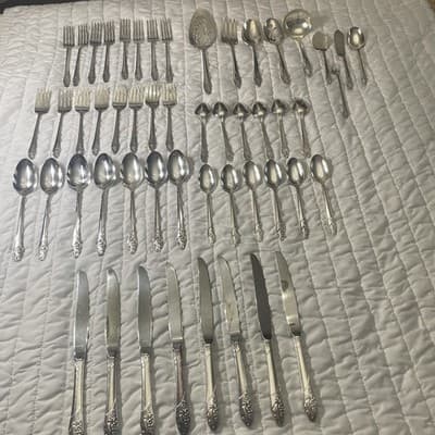 Oneida Community“Evening Star” Silverplated Flatware set 52 Pieces 1950’s - Thumbnail 17