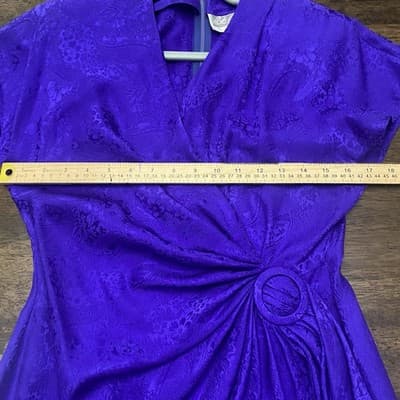Pat Argenti Silk Embossed Print Dress in DEEP PURPLE Sz6P Shoulder Pads 80s - Thumbnail 3