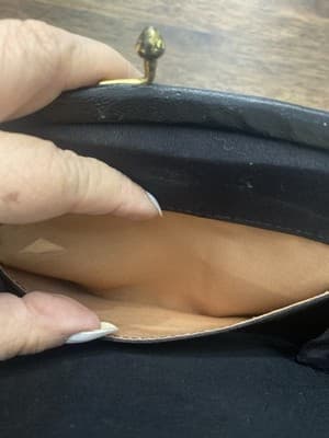 Vintage Black Leather Kisslock evening Bag Metal Chain Handle Clutch - Thumbnail 4