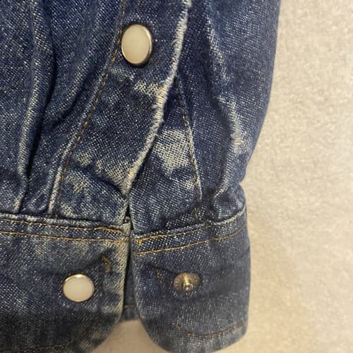 Pearl Snap Western Denim Work Shirt Cowboy Worn spot On left Cuff Mens XL - Thumbnail 4