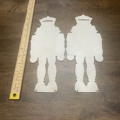 Metal Nutcracker Handpainted Christmas Wall Decor - Thumbnail 3