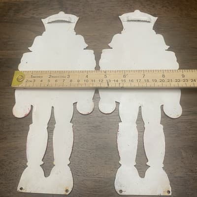 Metal Nutcracker Handpainted Christmas Wall Decor - Thumbnail 4