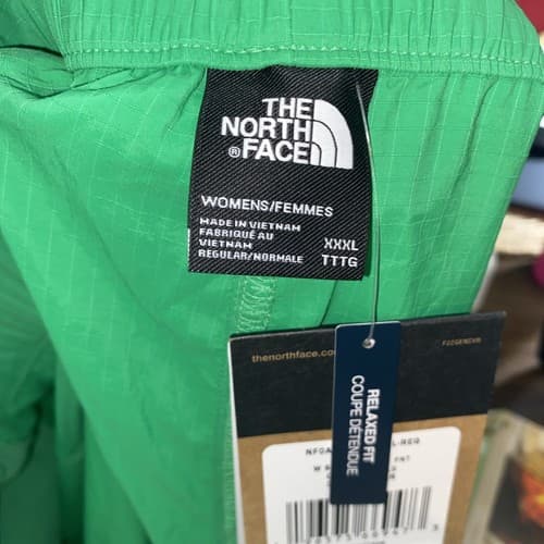 The North Face Women’s Lightweight Cargo Pants Emerald Green Athletic Wear - Thumbnail 9