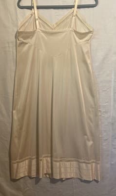 Lorraine Nude Slip Classic Old Hollywood Sexy Made In US Vintage - Thumbnail 2