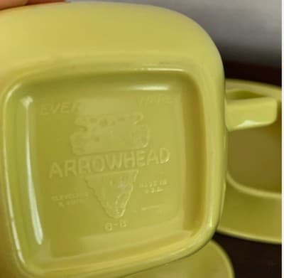 1960 Arrowhead Everware 2 Coffee Cups 2 Saucers And 1 Creamer Antique - Thumbnail 4