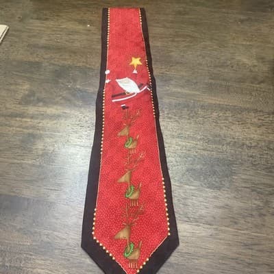 Hallmark Holiday Traditions Men's 100% Silk Black Red Gold