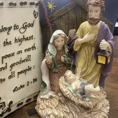 Vintage1995 Musical Nativity Book Christmas Decor Plays 7 Christmas Hymns