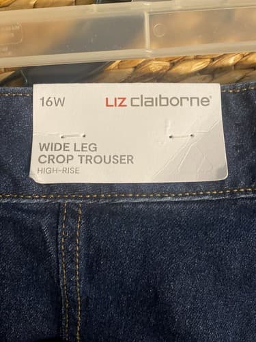 Lagenlook Wide Legged Dark Wash ￼Cropped Jeans Sz 16 NWT - Thumbnail 3