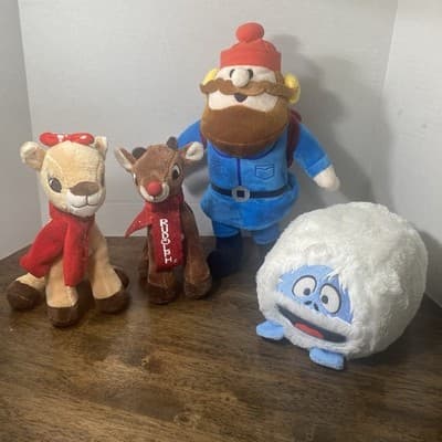 Lot Of 4 Rudolph And Friends Plushies From The Original 1964 Movie - Thumbnail 2