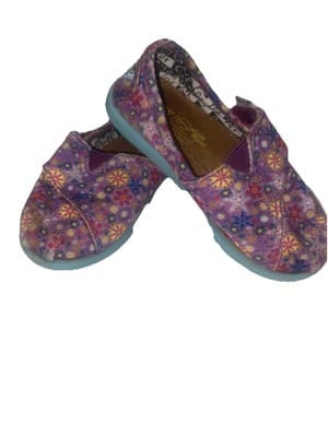 Tom’s It’s A Small World Toddler Shoes 7T