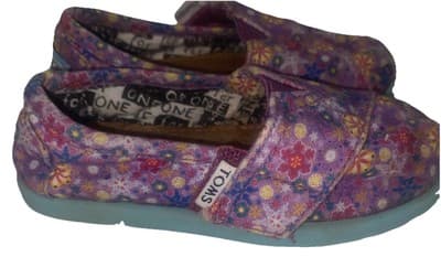Tom’s It’s A Small World Toddler Shoes 7T - Thumbnail 3