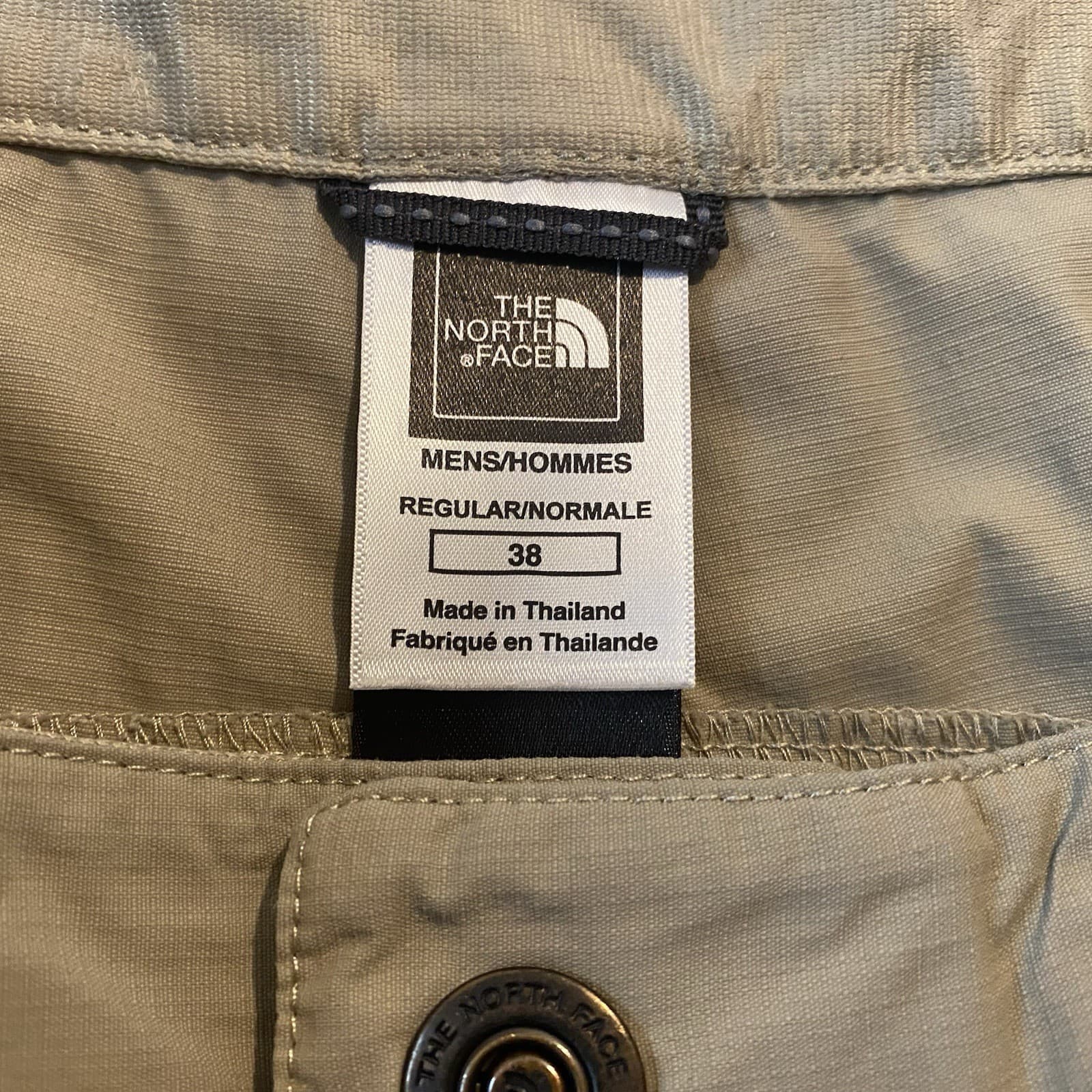 The North Face Nylon Performance Shorts Side Elastic For Comfort Sz 38 - Thumbnail 3
