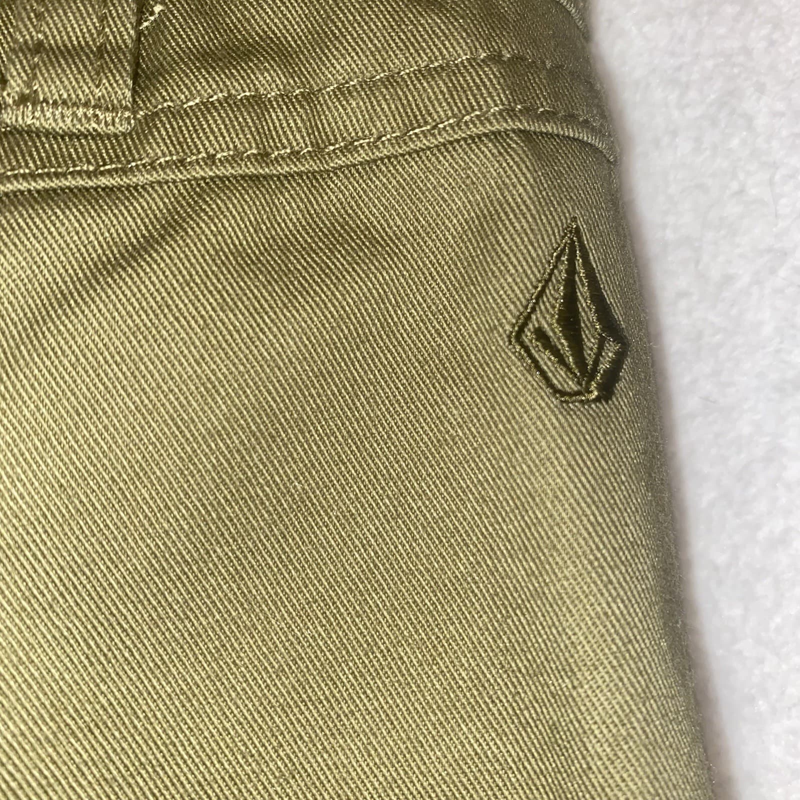 Volcom SO Chickie High Rise Chino Pants In Army Green Size 31 Women - Thumbnail 3