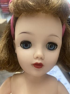 Ideal Dolls Vintage Miss Revlon 18" Doll 1950-to Early 1960’s - Thumbnail 5