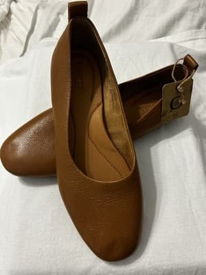 NEW WITH TAGS BORN BECA BALLET FLAT SHOES TAN 8M - Thumbnail 2
