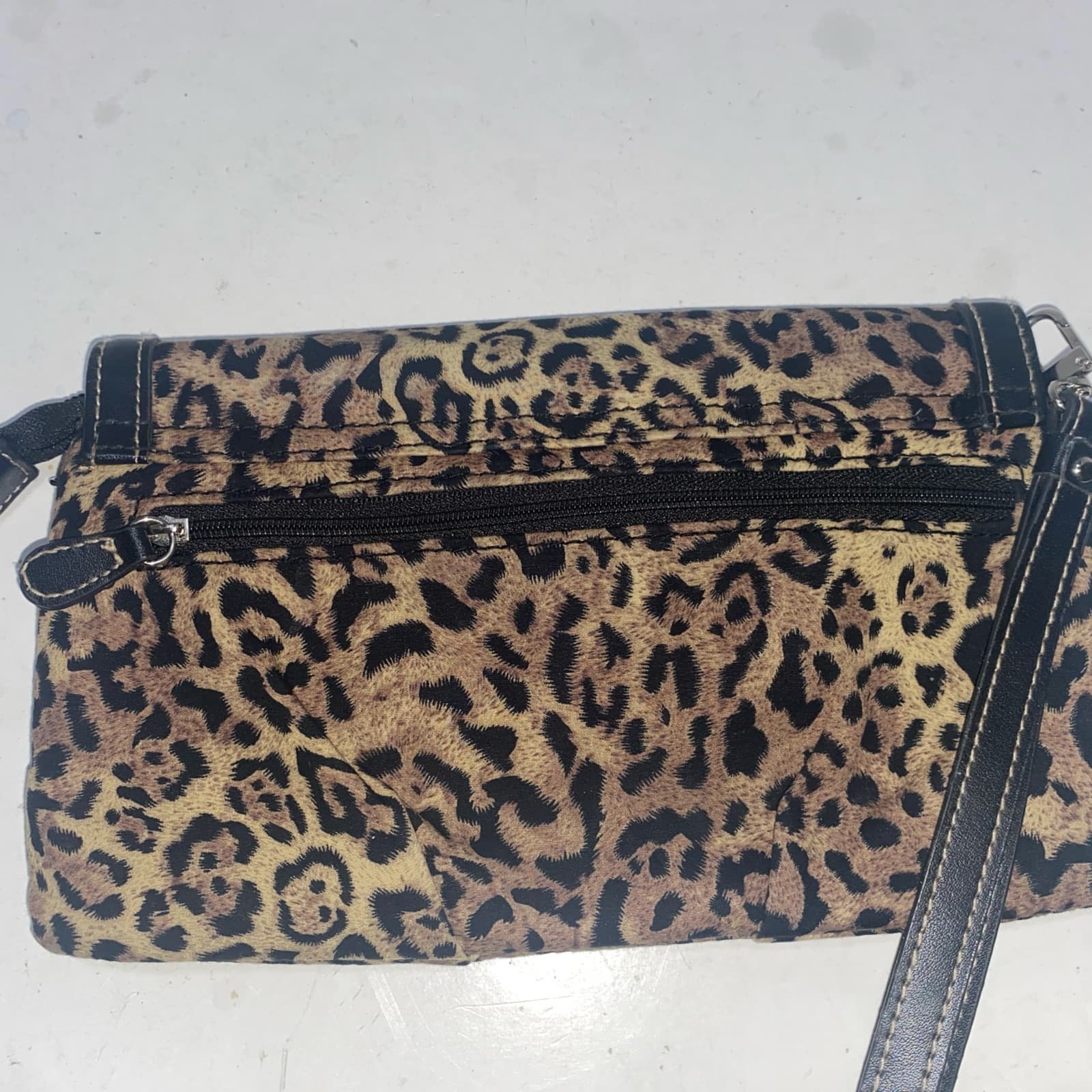 Chaps Cheetah Print Clutch - Thumbnail 4