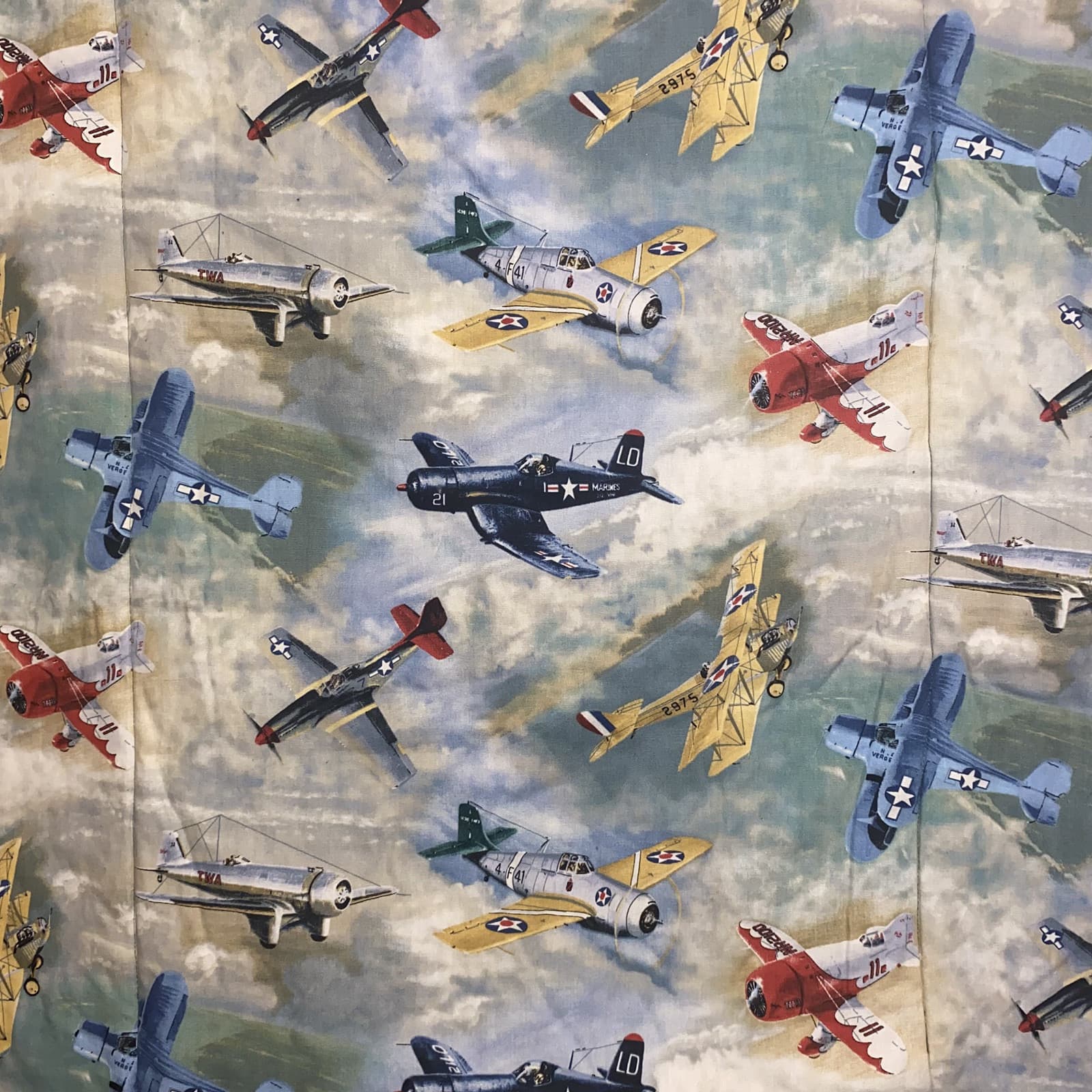 Handmade Quilted Throw Vintage airplanes - Thumbnail 2