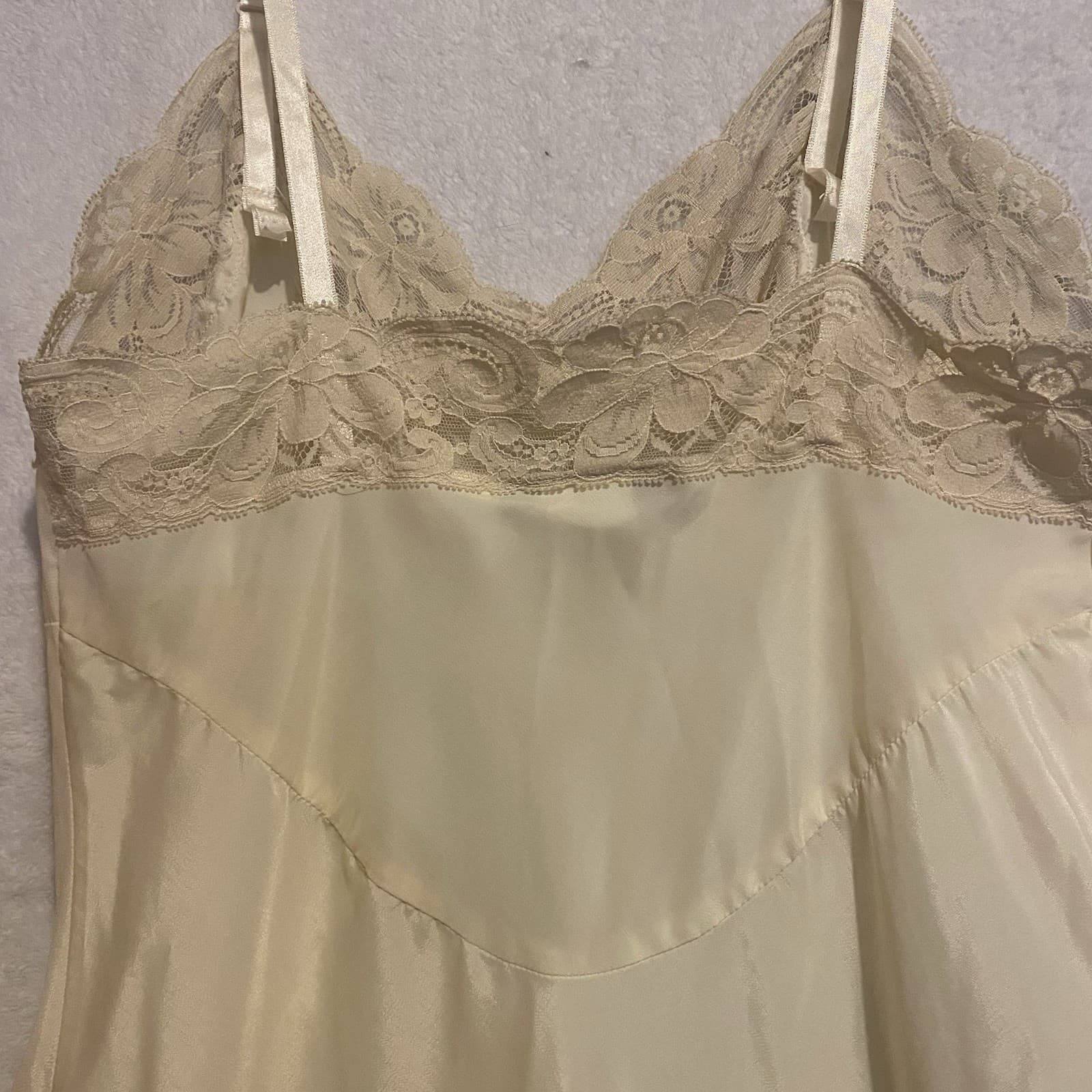 Lady Lynne Vintage Nylon W Lace Trim Slip USA Old Hollywood Marilyn Monroe - Thumbnail 5