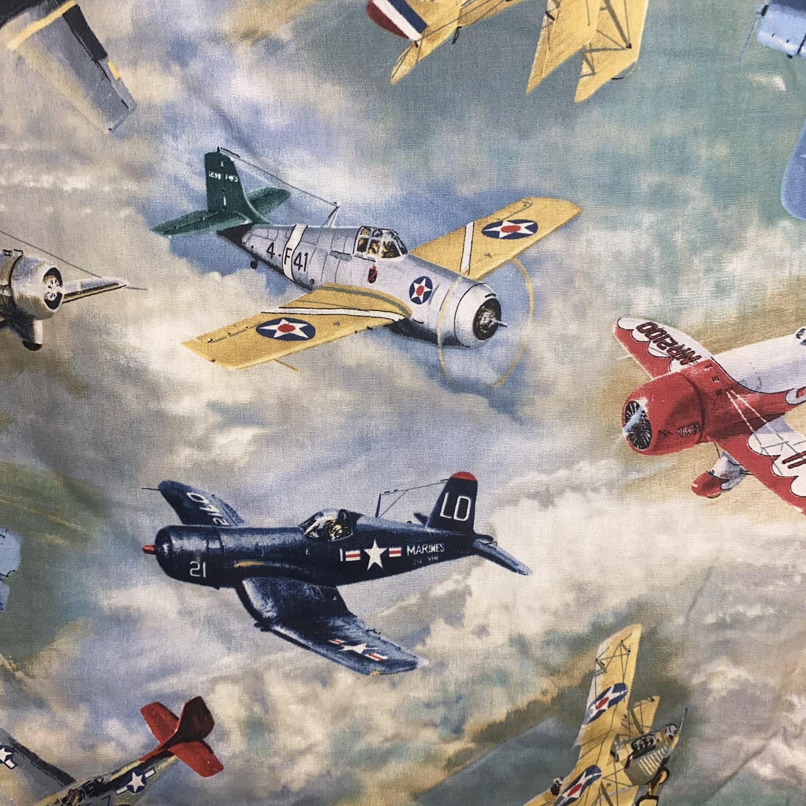 Handmade Quilted Throw Vintage airplanes - Thumbnail 4