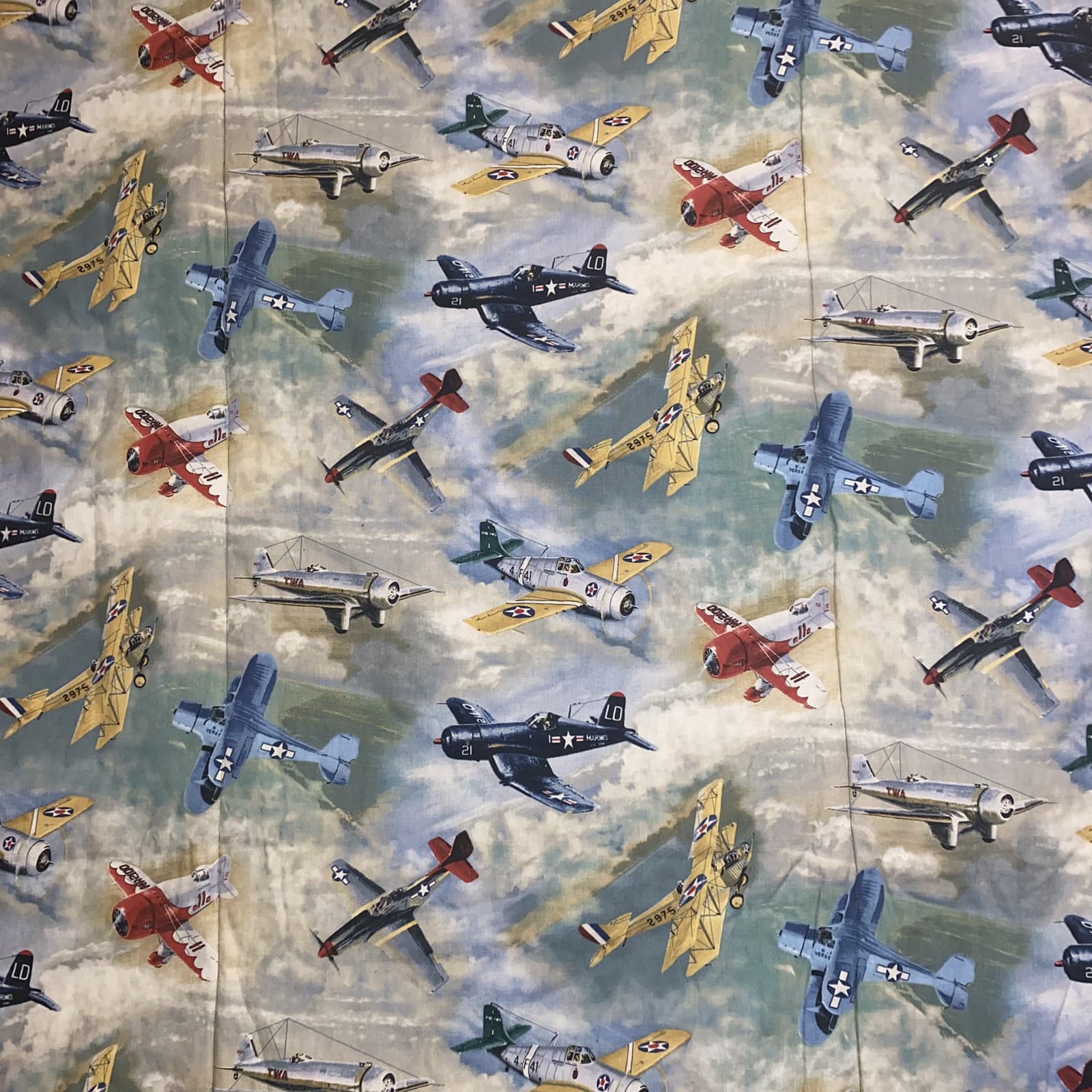 Handmade Quilted Throw Vintage airplanes - Thumbnail 3