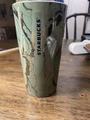 Starbucks 2022 Venetian Marble Metallic Veining Original Pink Silicone Lid - Thumbnail 8