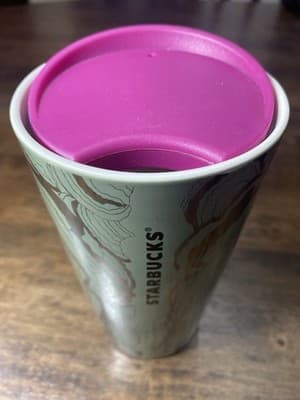 Starbucks 2022 Venetian Marble Metallic Veining Original Pink Silicone Lid - Thumbnail 2