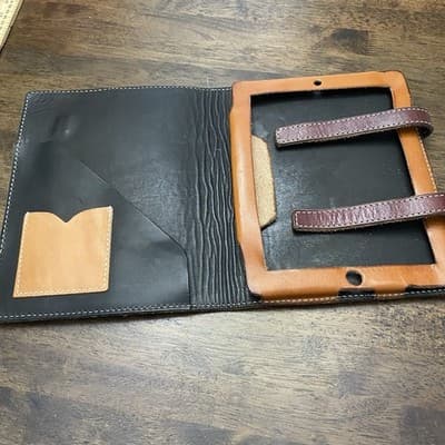 D5 DJ Albus Abilene TX Custom Made Leather Tablet iPad Folio Case Western Cowboy - Thumbnail 6