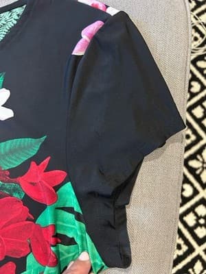 Nygard Collection Black Floral Rhinestones Tunic Cap Sleeve Blouse Size Large - Thumbnail 4